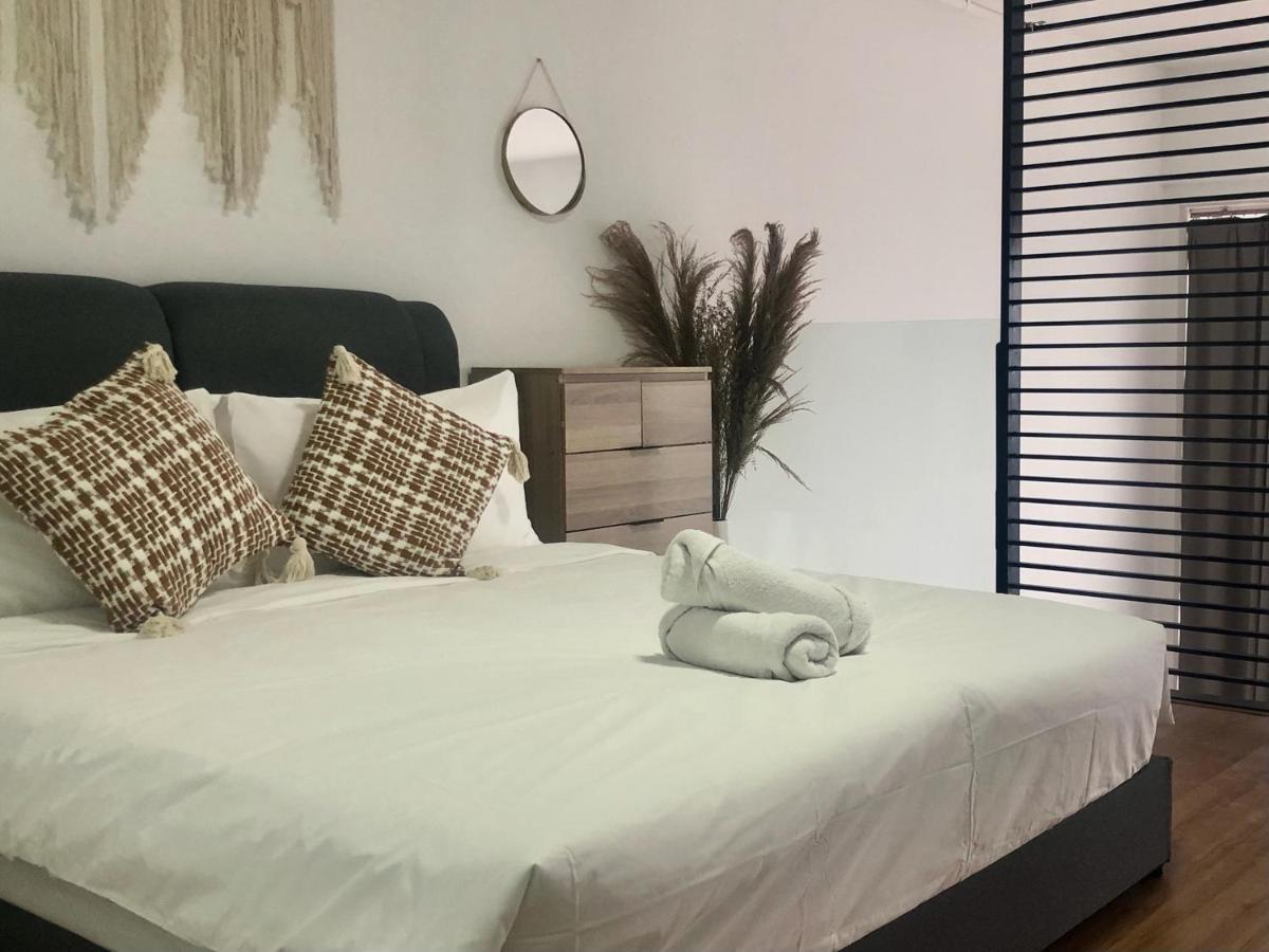 Apartment Minimalist Boho Loft,2-6pax, The Curve, Ikea, Bandar Utama, Damansara Petaling Jaya